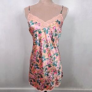 Victoria's Secret Peachy Pink Floral Satin Nightgown Lace Trim Slip Dress M
